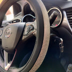 Cache volant royal cuir avec cristaux brillants – intérieur voiture élégant